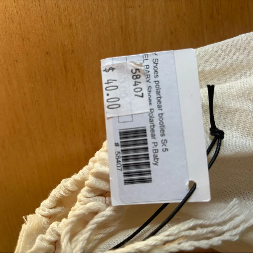 Sorel Infant Polar Bear Paw Booties White Unisex Size 5 Slipper Shoes